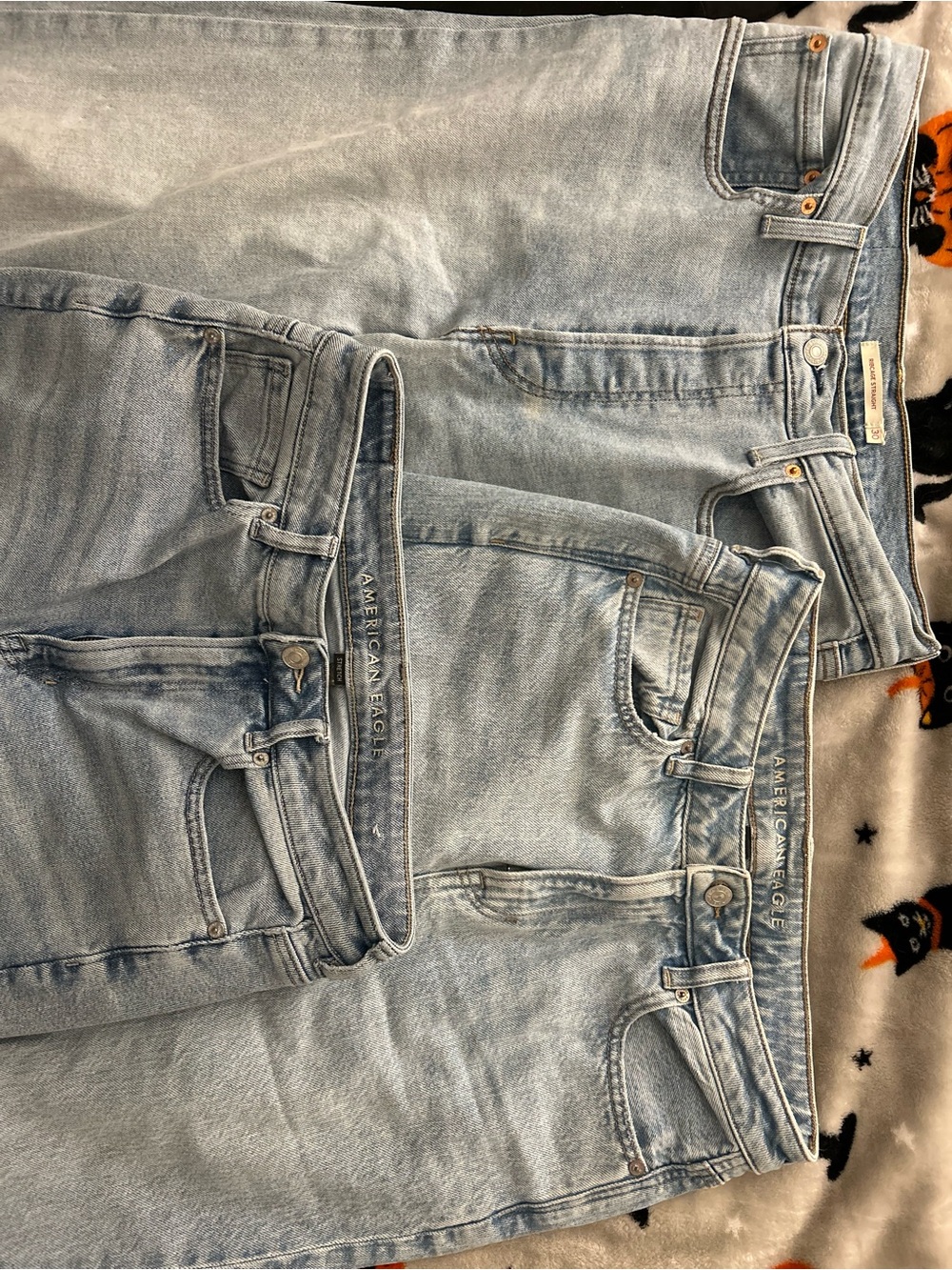 Light Wash Jeans, American Eagle, Levi’s